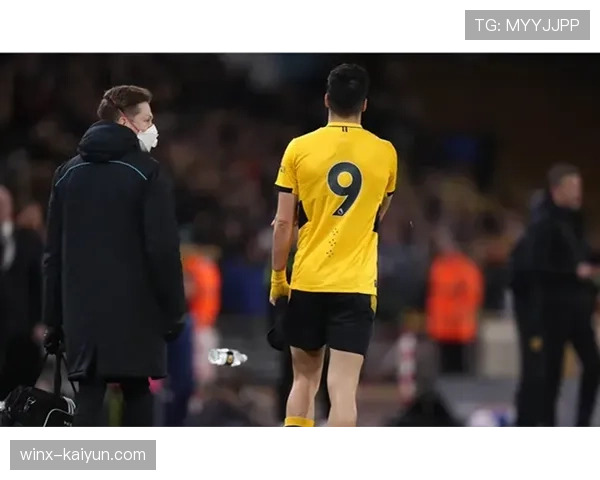 “官方确认：狼队前锋库尼亚肌肉拉伤，预计缺席三至四周”