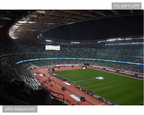 “足球公园”项目在慕尼黑启动,目标年内新增百块社区免费球场。 “足球公园”项目在慕尼黑启动,目标年内新增百块社区免费球场。